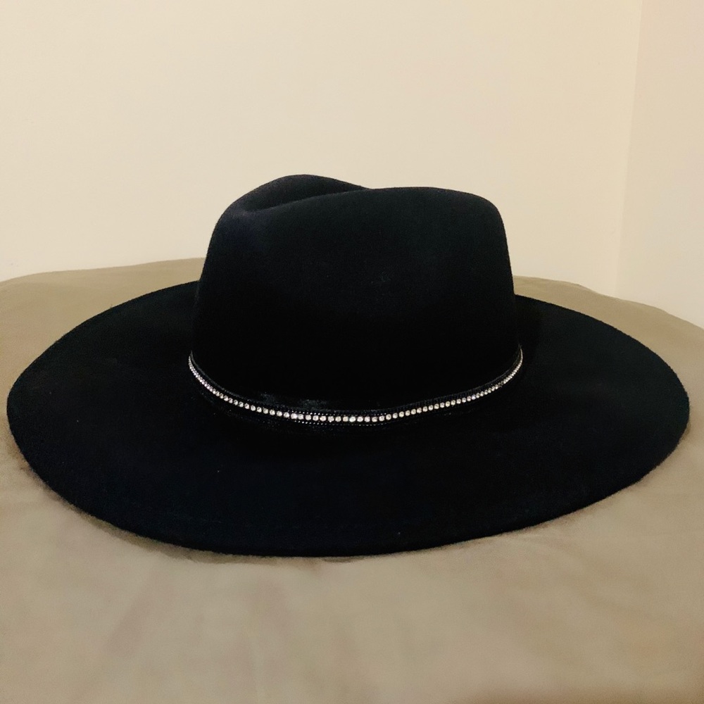 Wide-Brim Felt Fedora